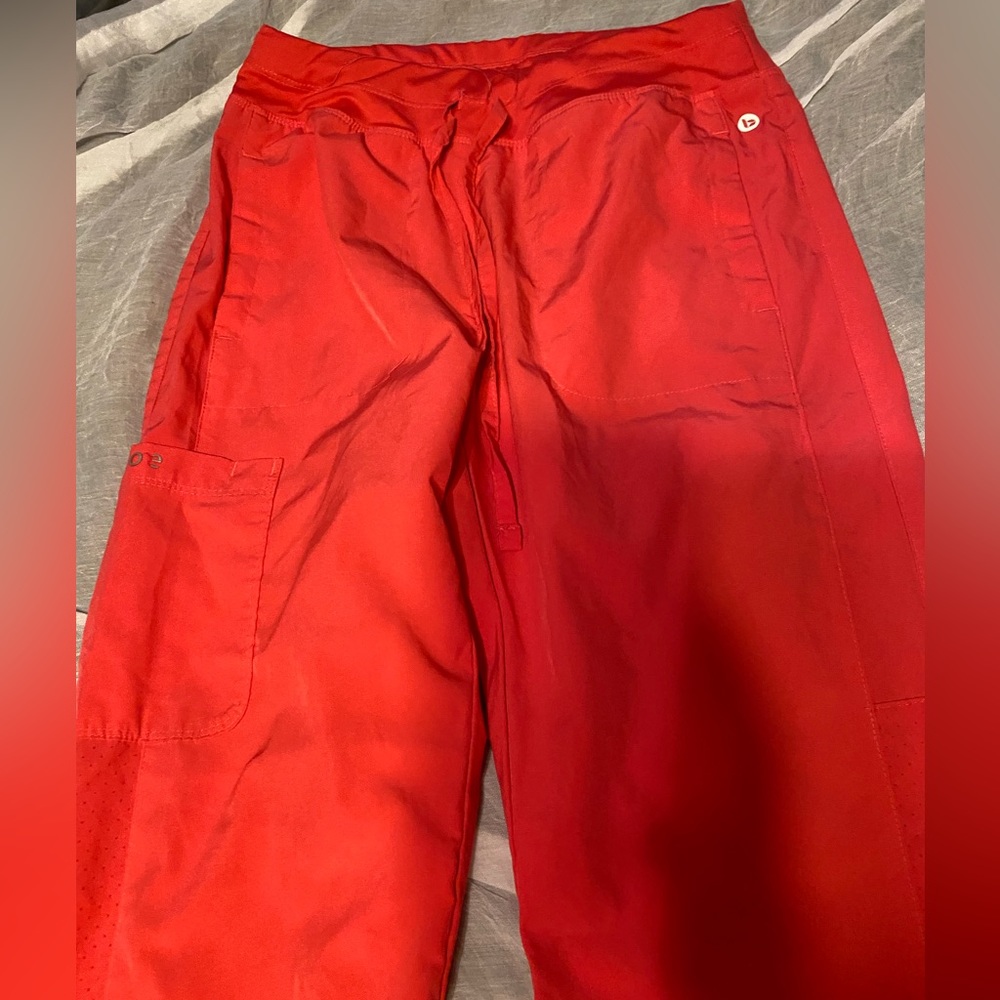 Straight leg scrub pants